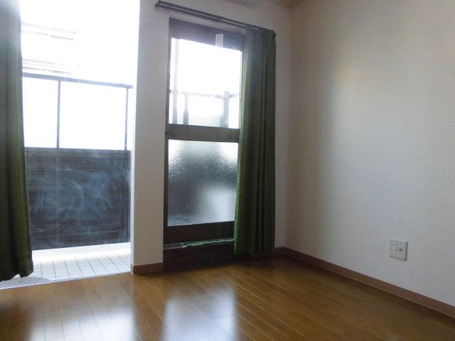 居室・リビング　ヴィラカレッジウエスト