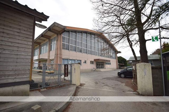 中学校　第一中学校（中学校）まで1103m