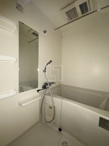 バス・シャワールーム　プレサンス本町エクストラ　浴室