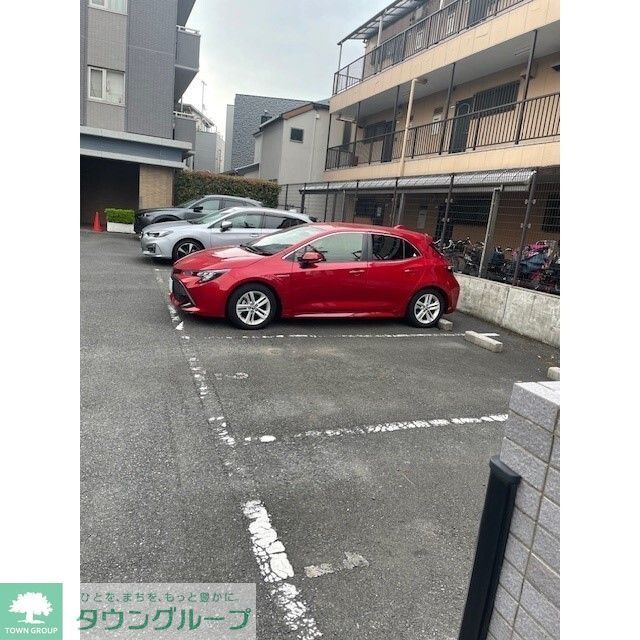 駐車場　月極駐車場