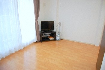 居室・リビング　広々としたリビングです♪