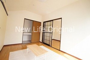 その他部屋・スペース　5.4帖洋室。