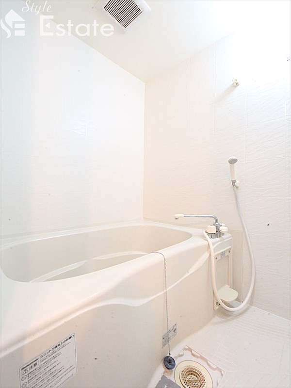 バス・シャワールーム　バスルーム