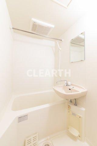 バス・シャワールーム　同タイプ別住戸。