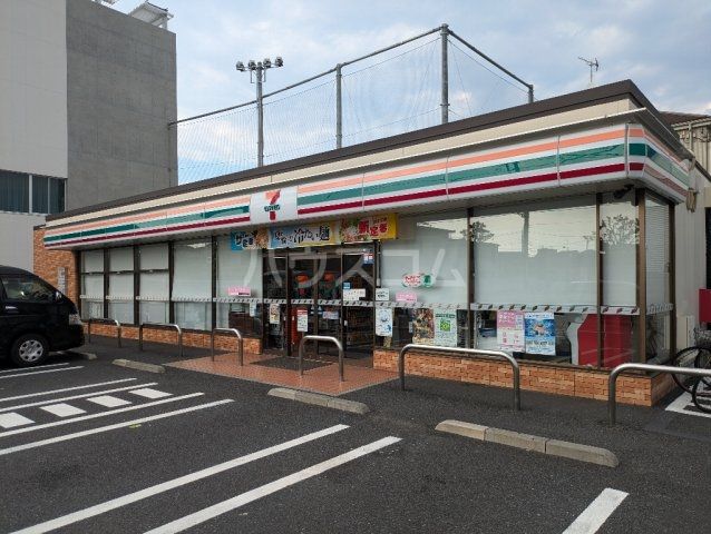 コンビニ　セブンイレブン　東小岩店（コンビニ）まで586m