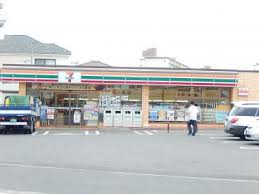 コンビニ　セブンイレブン 調布野川大橋南店（コンビニ）まで275m