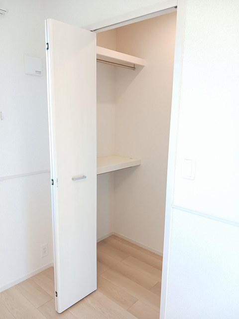 収納　ウォークインクローゼット