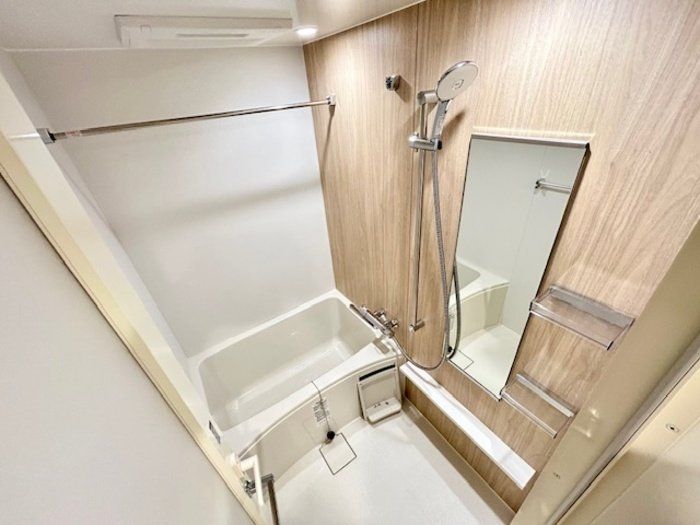 バス・シャワールーム　バルコニー