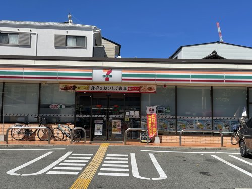 コンビニ　セブンイレブン大阪浜口東2丁目（コンビニ）まで412m