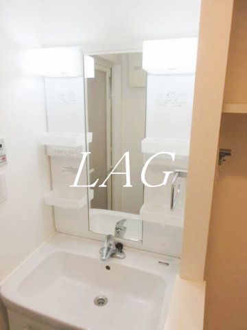 洗面設備　独立洗面台です。