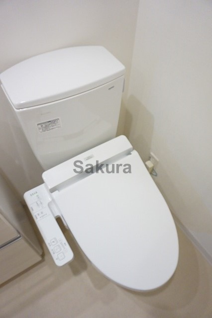 トイレ　嬉しい温水洗浄便座付き♪