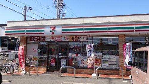 コンビニ　セブンイレブン 岡崎牧御堂町店（コンビニ）まで335m