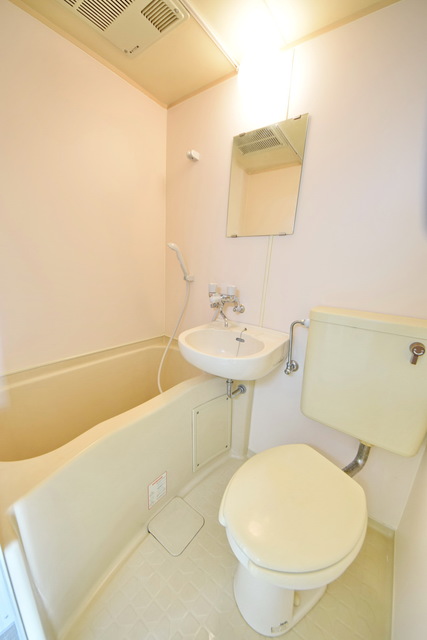 バス・シャワールーム　～一日の疲れを癒しましょうっ～