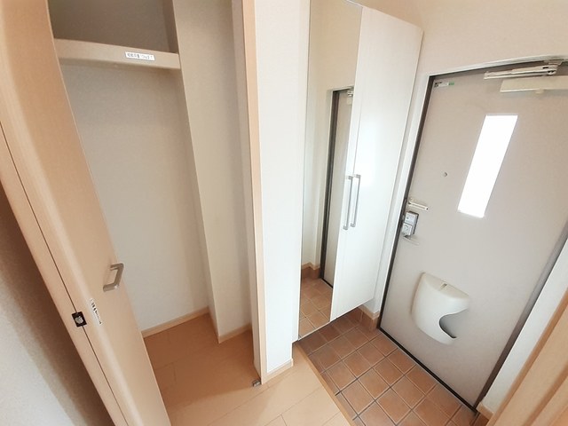 玄関　玄関