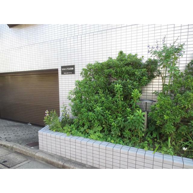 駐車場　１階植栽
