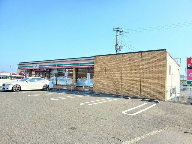 コンビニ　セブンイレブン白石福岡店（コンビニ）まで600m