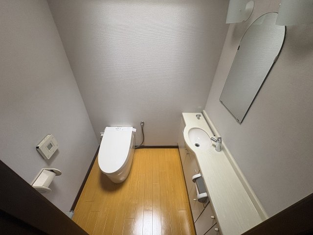 トイレ　コンパクトで使いやすいトイレです