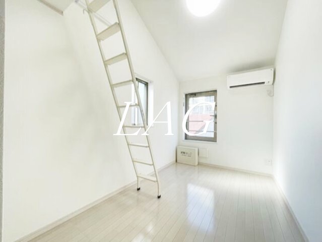 居室・リビング　洋室のお部屋です。