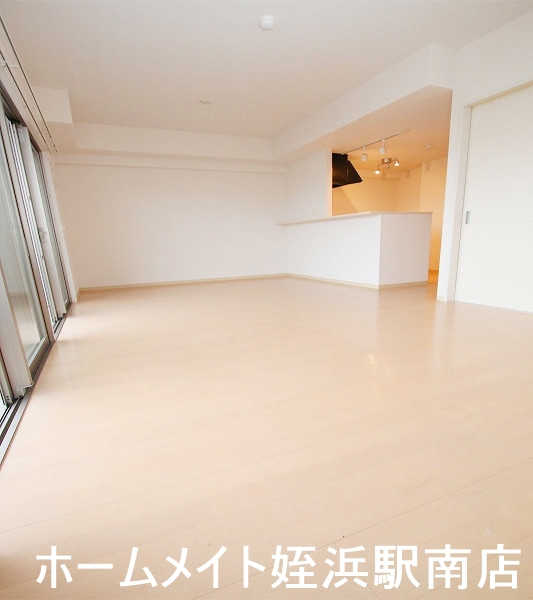 居室・リビング　★広々１５帖のＬＤＫ★参考写真