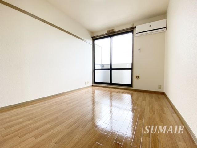居室・リビング　南向きのお部屋☆