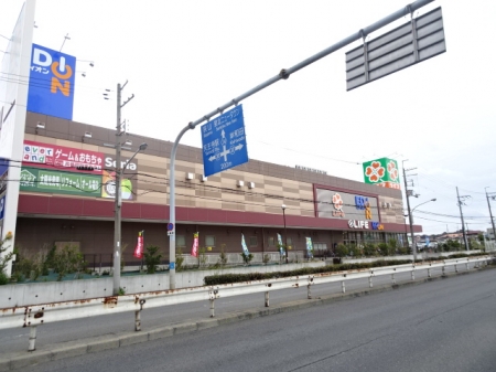 スーパー　ライフ 石津店（スーパー）まで562m