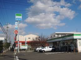 コンビニ　ファミリーマート 堺緑ケ丘中町店（コンビニ）まで348m