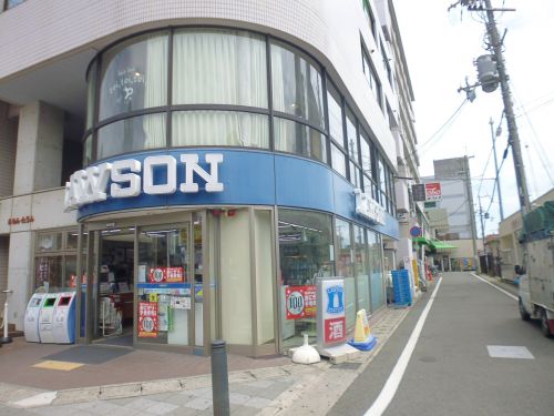 コンビニ　ローソン 大久保駅北口店（コンビニ）まで571m