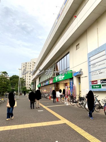 スーパー　サミットストア 柳瀬川駅前店（スーパー）まで2022m