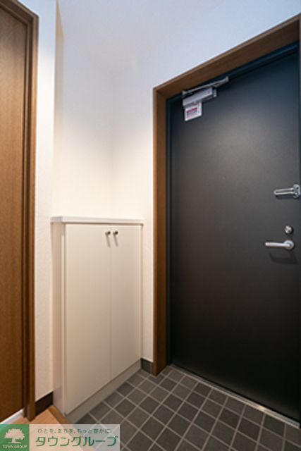 玄関　※写真は同タイプ住戸です。