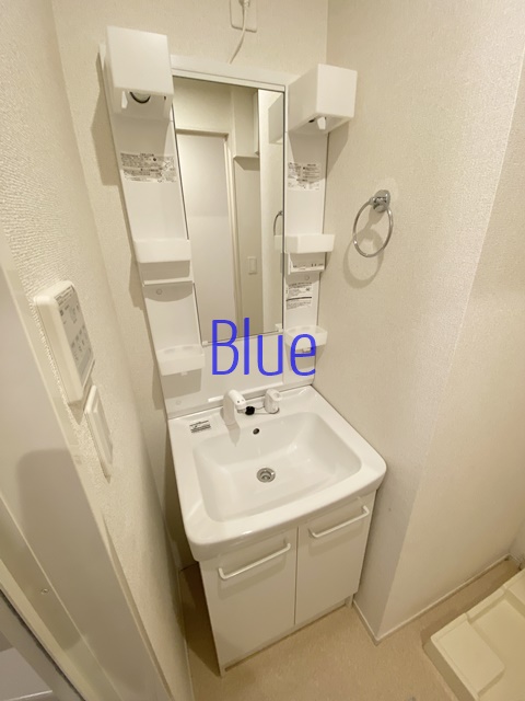 洗面設備　同仕様