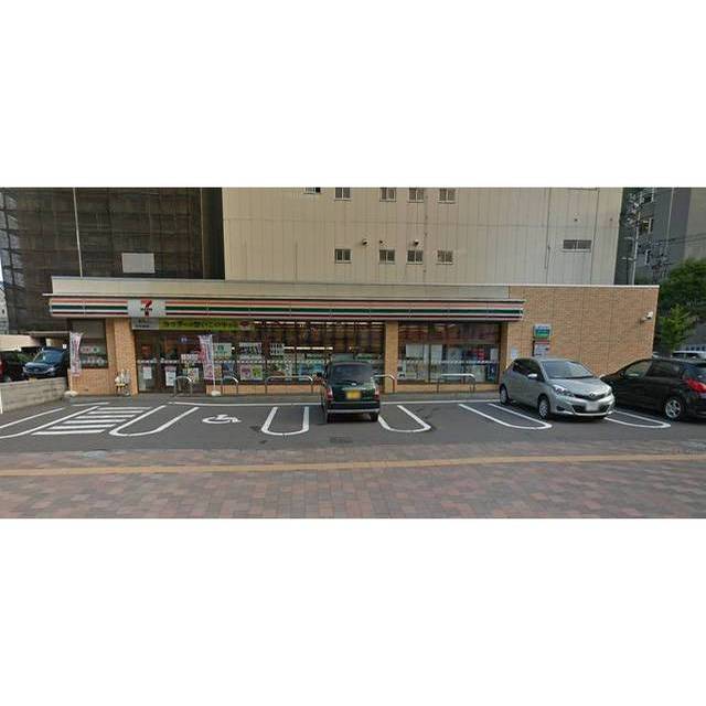 コンビニ　セブンイレブン札幌南２東２店（コンビニ）まで56m