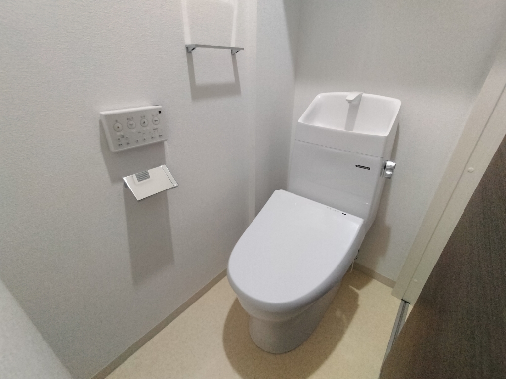 THE RESIDENCE 大庄西町のトイレ写真