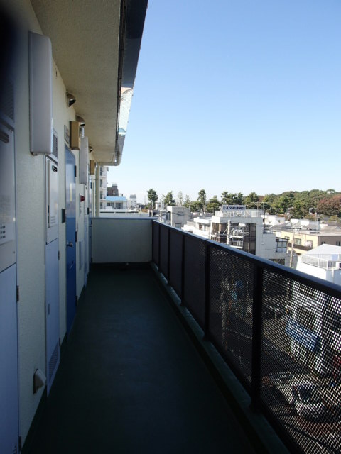 その他　共用廊下の眺望も素敵です