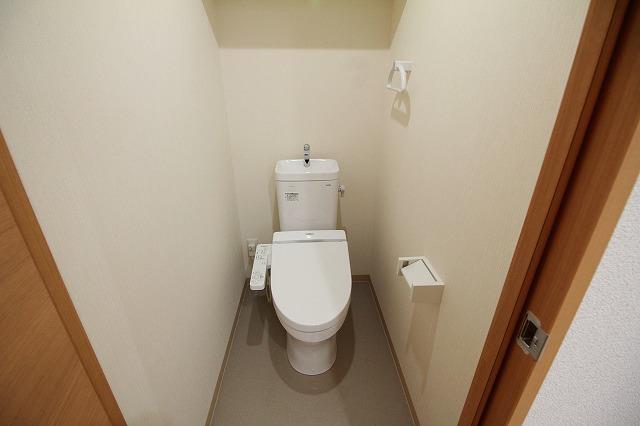 トイレ　参考写真