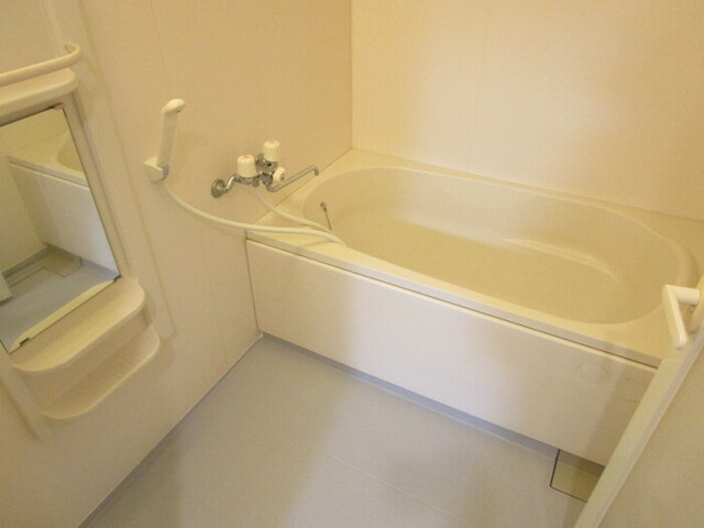 クレスタ妙典の風呂写真