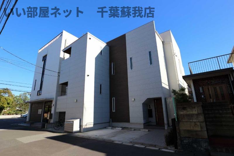 建物外観　不動産屋のイメージを変えたい！『いい部屋ネット千葉蘇我店』へ