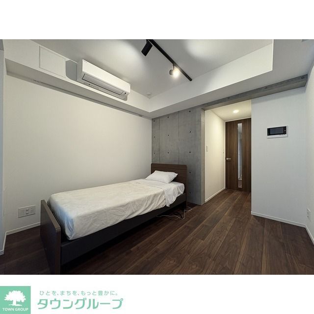 居室・リビング　※家具・家電の備え付けはありません
