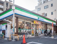 コンビニ　ファミリーマート亀戸六丁目店（コンビニ）まで94m