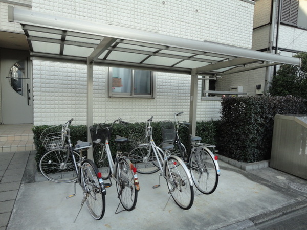 その他共有部分　屋根付駐輪場
