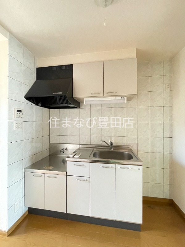 キッチン　同型別部屋写真