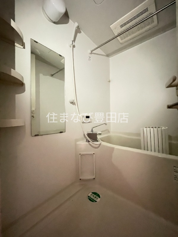 バス・シャワールーム　同型別部屋写真