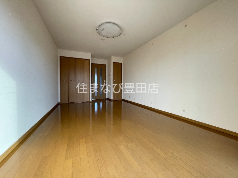 居室・リビング　同型別部屋写真