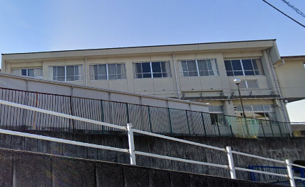 中学校　長久手市立南中学校（中学校）まで403m