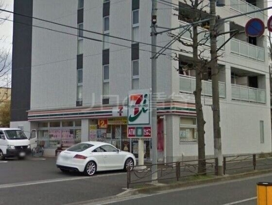 コンビニ　セブンイレブン川崎中丸子店（コンビニ）まで695m