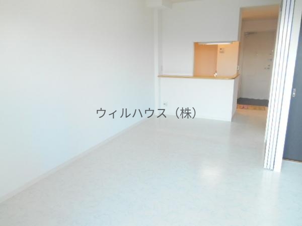 居室・リビング　カウンターキッチン！