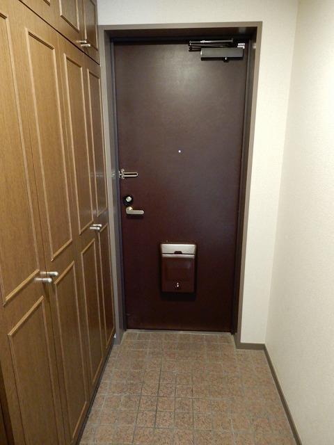 玄関　玄関内