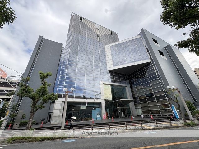 その他　八尾市立会館文化会館プリズムホールチケットカウンター（その他）まで333m