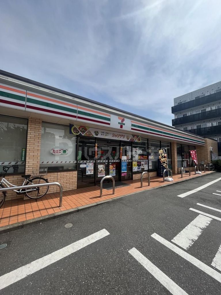 コンビニ　セブンイレブン板橋志村坂下店（コンビニ）まで130m