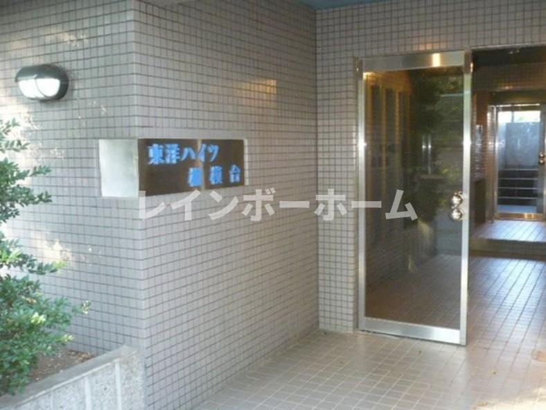 エントランス　建物の内部です