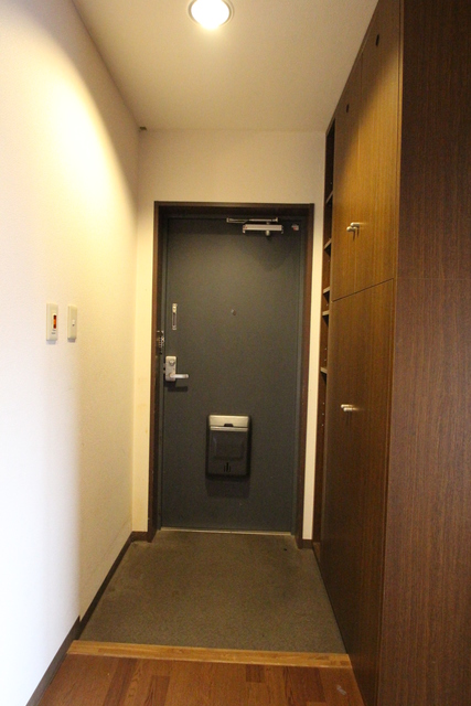 玄関　写真は別部屋参考写真★